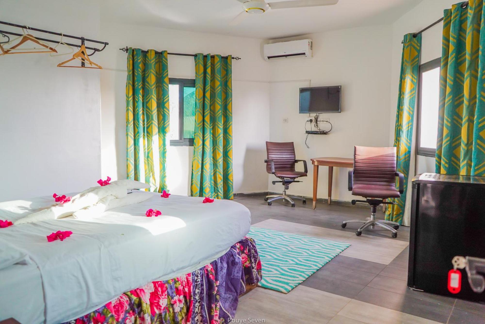 Mgm Apartments Gambia Kololi Ngoại thất bức ảnh