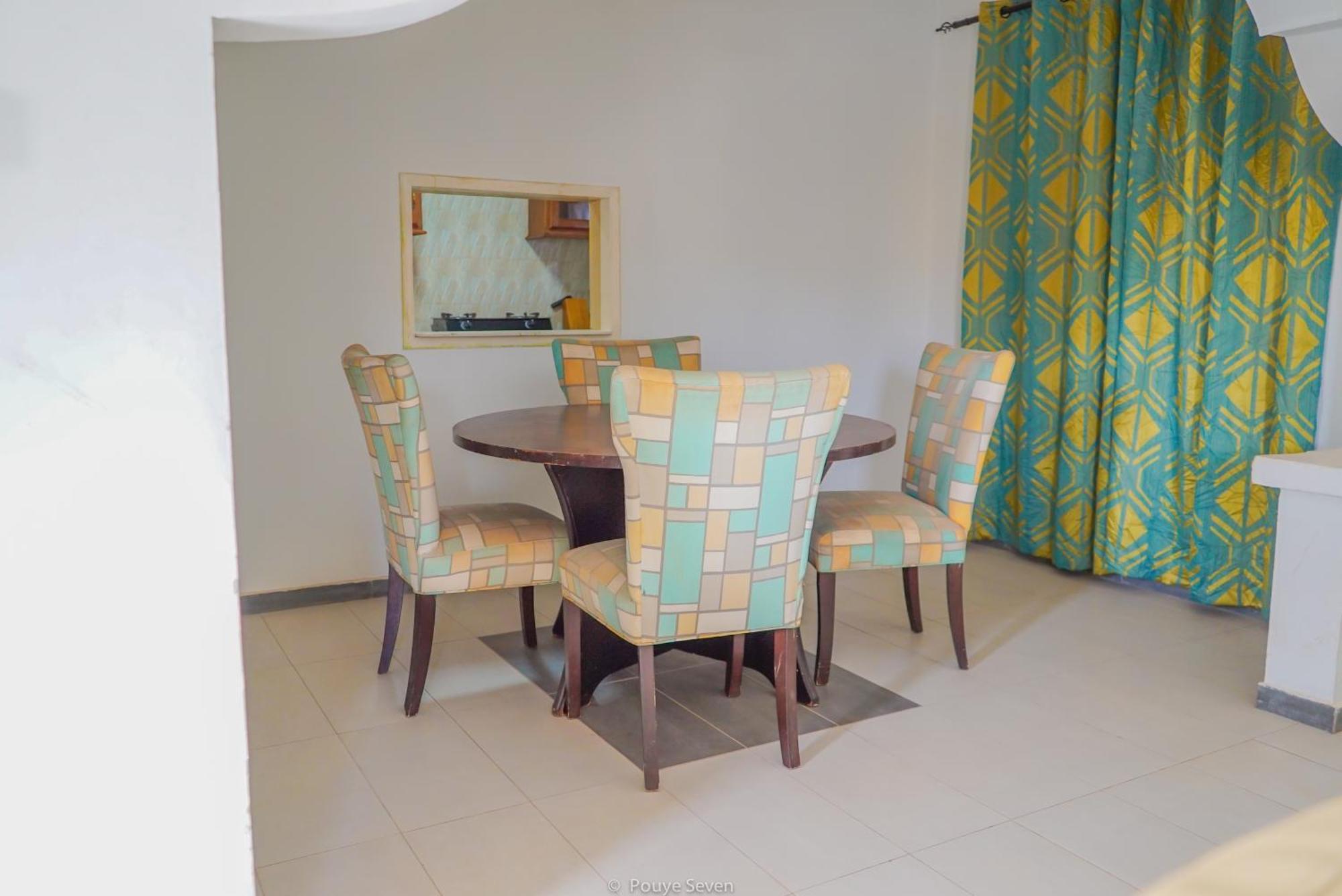 Mgm Apartments Gambia Kololi Ngoại thất bức ảnh